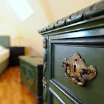 Zur Alten Schmiede Otel 4*