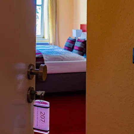 Zur Alten Schmiede 4* Naumburg (Saale)