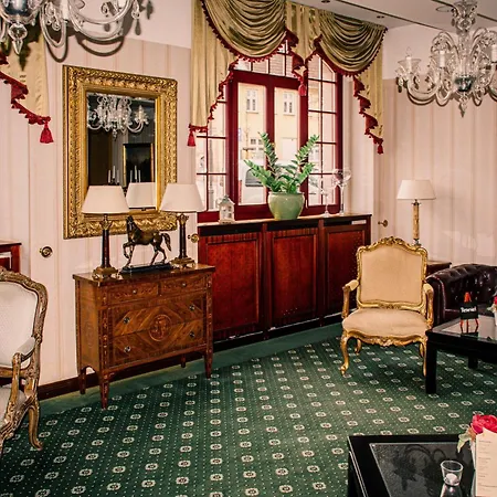 Zur Alten Schmiede 4* ناومبورغ