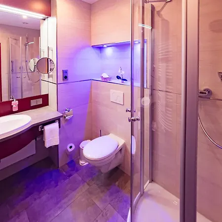 Hotell Zur Alten Schmiede 4*
