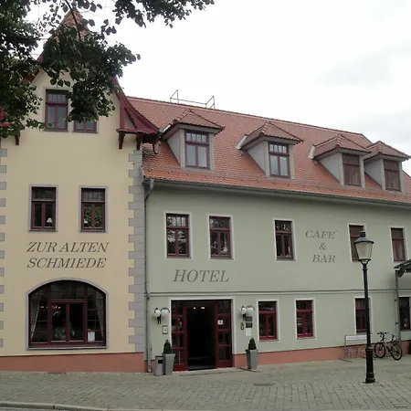 Zur Alten Schmiede Hotell 4*