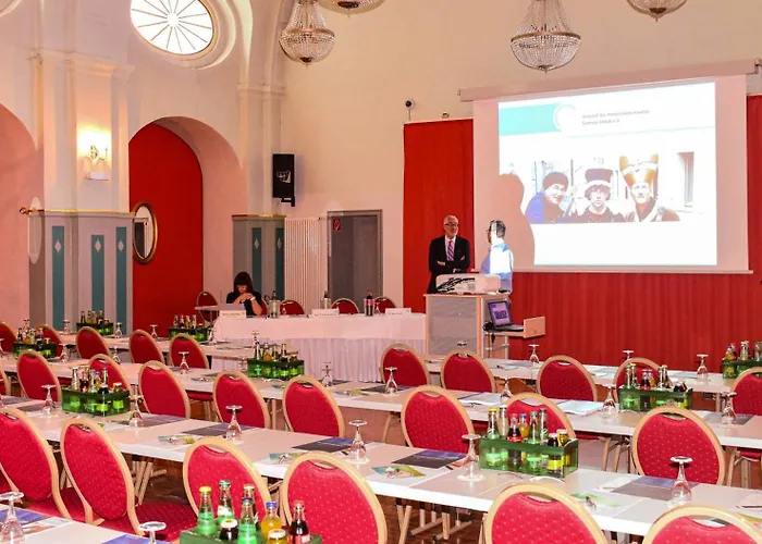 酒店 祖尔阿尔滕施米尔德酒店 4*