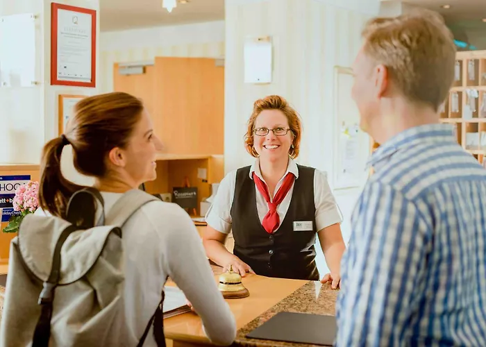 酒店 祖尔阿尔滕施米尔德酒店 萨勒河畔瑙姆堡