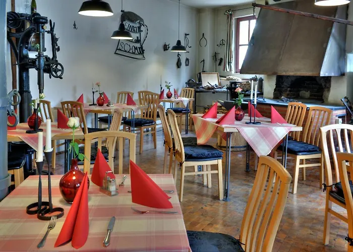 ツア アルテン シュミーデ ナウムブルク